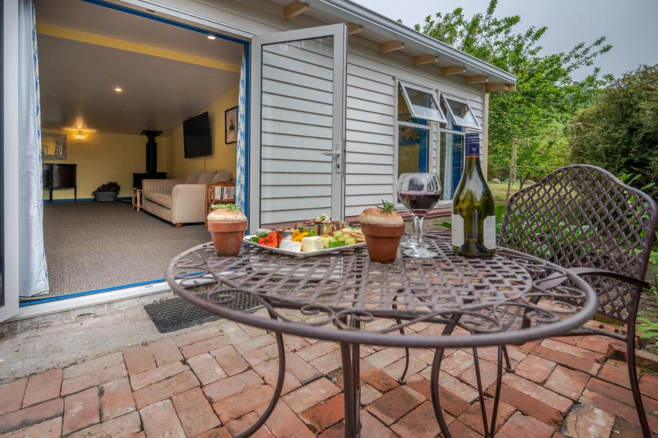 Matagouri Cottage - Port Levy Holiday Home Exterior photo